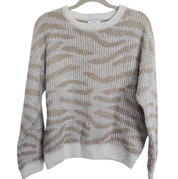 5/25 ❤️ Lush Tiger Stripe Pullover Cardigan Sweater New Without Tags - Picture 1 of 6